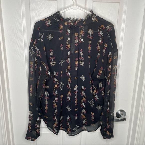 Pilcro Anthropologie Black Aztec Motif Button Down Blouse M - Picture 2 of 13